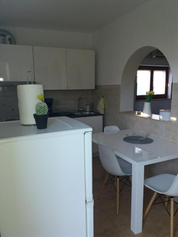 Apt Ingrid Pula Exterior photo